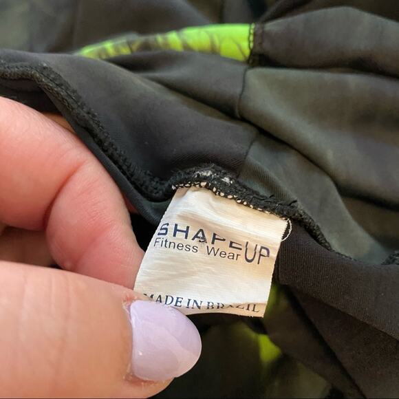 Shape Up Fitness Black & Green Tie Dye Capri Leggings Women's Approx Size Small - Picture 2 of 5